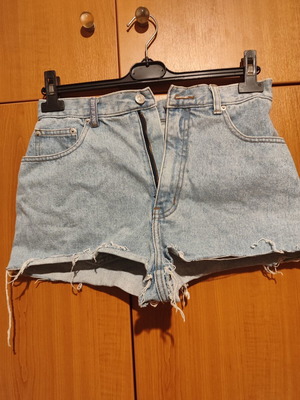 Vintage denim shorts like new, blue and turquoise, size L