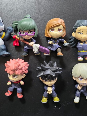 Funko Mystery Minis Jujutsu Kaisen used, set of 8