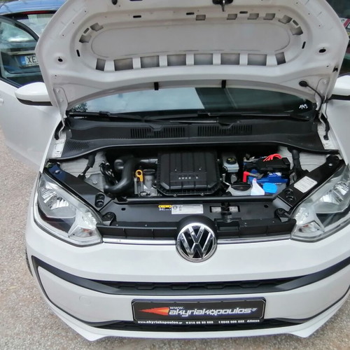 Volkswagen Up 2017 like new, petrol, manual, white