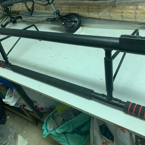 Pull-up bar like new