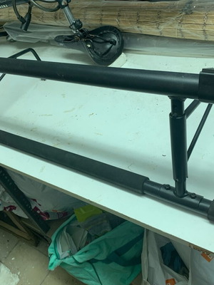 Pull-up bar like new