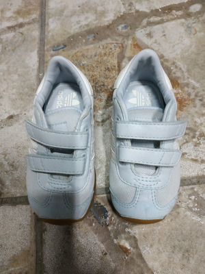 Adidas baby shoes used, size 20