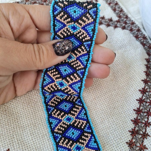 Ethnic blue bracelet handmade with glass beads new