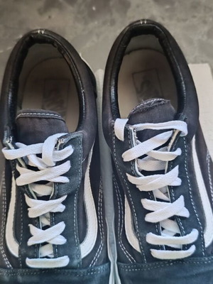 Vans sneakers unisex size 44.5 used, black