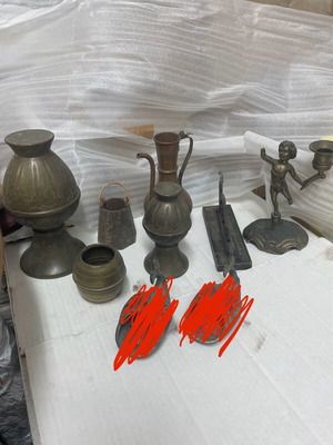 Brass items used, vintage pack