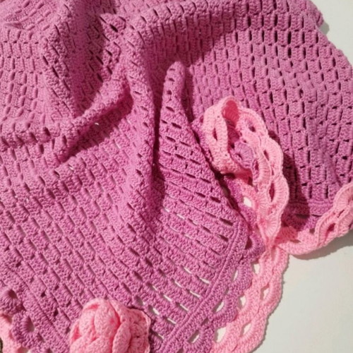 Handmade baby blanket new, acrylic yarn, fuchsia and pink