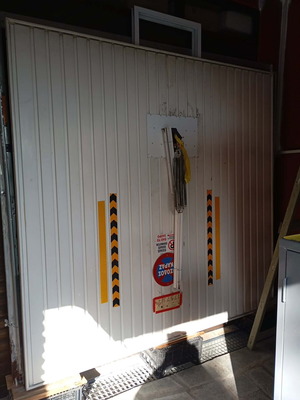 Garage door top opening like new, height 2.40 m, width 2.30 m
