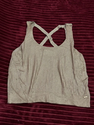 Toi&Moi golden top like new, size L