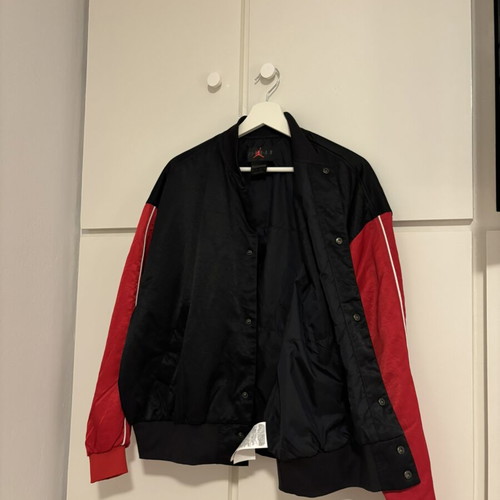 Jordan W J FLT Renegade Core bomber jacket black gym red white