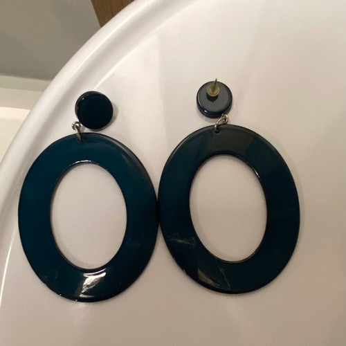 Italian earrings new, unworn
