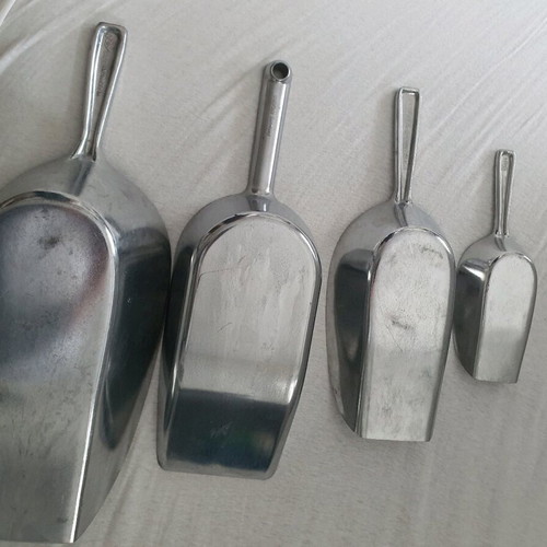 Aluminum professional scoops from Germany like new, 4 sizes