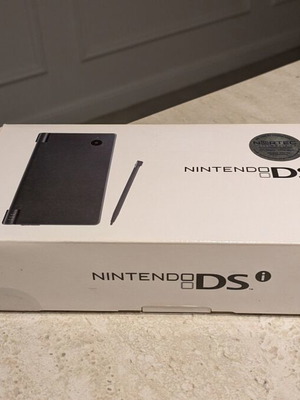 Nintendo DSi Launch Edition Black new, sealed packaging