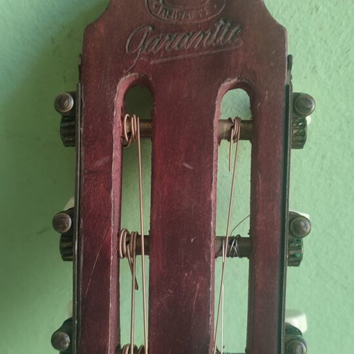 Rebetiko Guitar G. Apartian like new