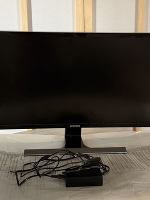 Samsung 28” οθόνη μοντέλο U28E590D σαν καινούργιο