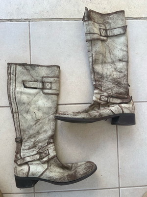 Leather riding boots like new, size 38