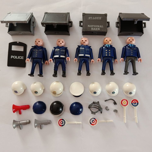 Playmobil police figures with equipment