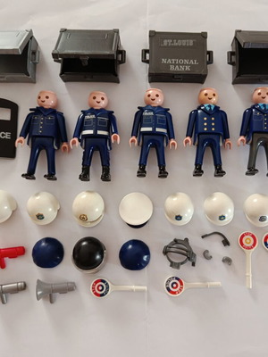 Playmobil police figures with equipment