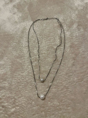 Pearl necklace like new