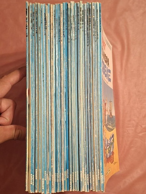 Asterix with Blue Spines Complete Series 30 Issues used