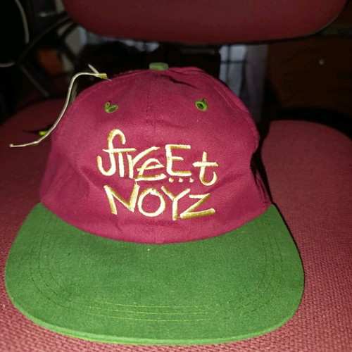 Street Noise vintage snapback hat new, red and green