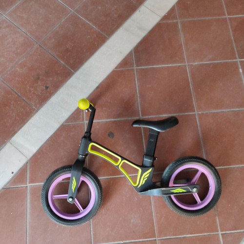 Balance bike like new, barely used