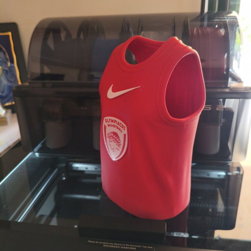 Olympiacos basketball team jersey, new, 20 cm