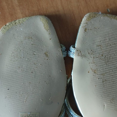 ZAPATOS gold sandals size 44 used with rhinestones