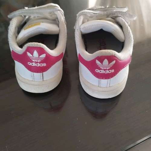 Adidas Superstar size 21 like new -  10,00 - Vendora.cy
