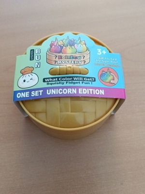 Rainbow Mystery Squishy new, unopened