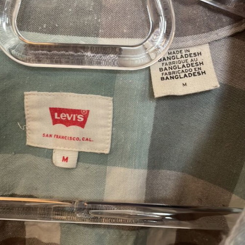 Levi’s men’s shirt medium like new, gray and turquoise