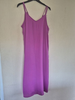 Midi dress magenta American Eagle like new, size M