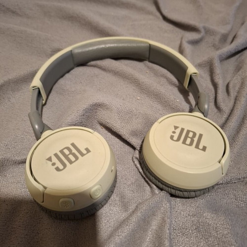 JBL Bluetooth headphones