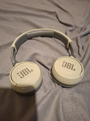 JBL Bluetooth headphones