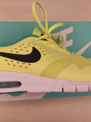 Αθλητικά Παπούτσια Nike SB Eric KOSTON 2 MAX σαν καινούργια, Νο 42, κίτρινα-μαύρα