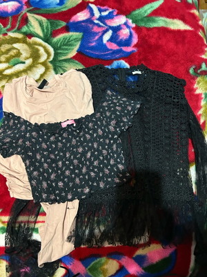 Set of blouses like new, three different types, size S