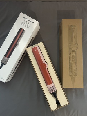 Dyson Airstrait hair straightener