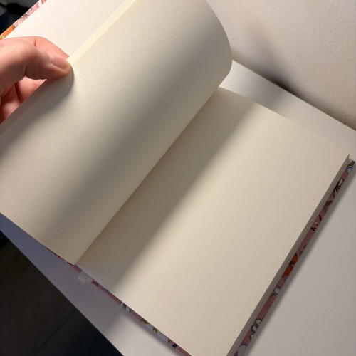Agenda new, blank pages, hardcover with embossed design