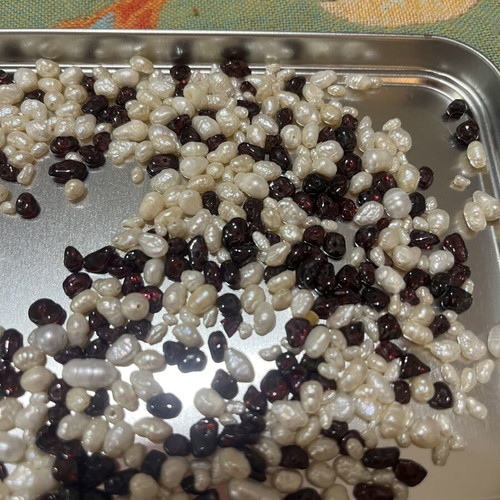 Pack of authentic cultured freshwater pearls, baroque and nugget
