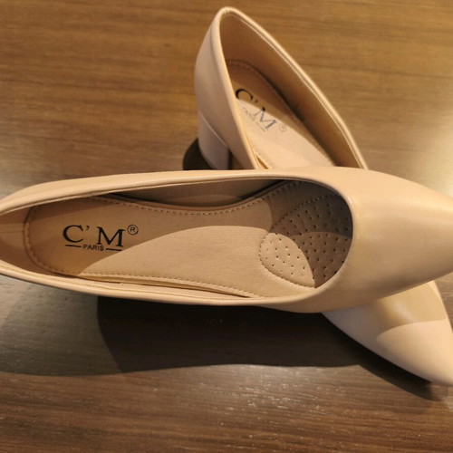C’M Paris beige pumps size 40 used, synthetic leather, 5cm heel