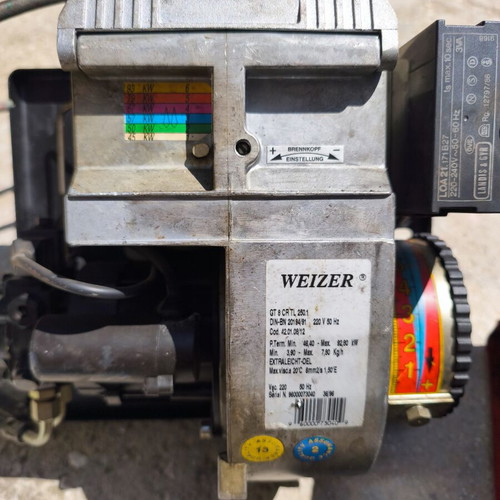Weizer oil burner used, heating 7.80kg/h
