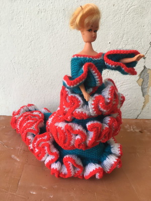 Spaniola doll with knitted dress and movable upper limbs