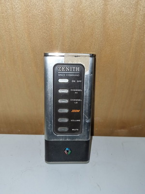 Zenith vintage remote control used, good condition