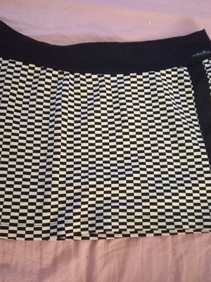 Skirt size medium like new