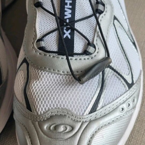 Salomon XT Whisper 42.5 athletic shoes like new, white
