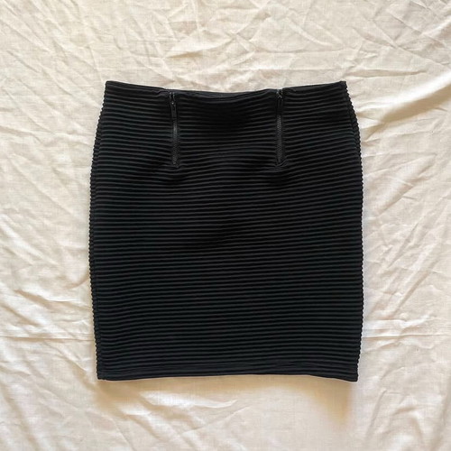 Bershka mini skirt tight fitted used, black