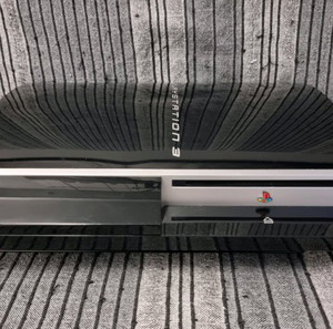 Ps3 console plus 2 controllers