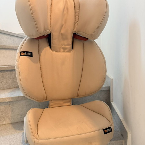 Pack of 2 child car seats Britax Römer & BeSafe iZi Up X3 FIX, ISOFIX, 15-36 kg