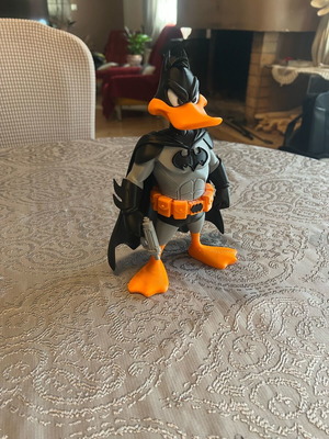 Φιγούρα Daffy με στολή Batman καινούργιο