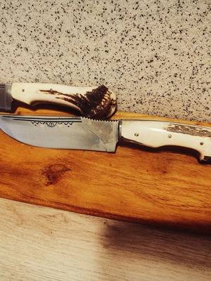 Handmade knives by Master Bai Dobri with Dulo family symbols