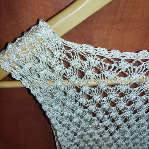 Crochet Top with Pearls like New, Ecru, One Size